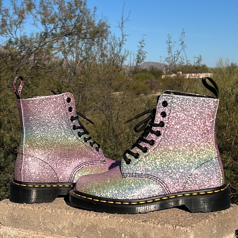 New Dr. Martens Mermaid 🧜‍♀️ Super Sparkly 1460 Pascal Glitter Boots ✨